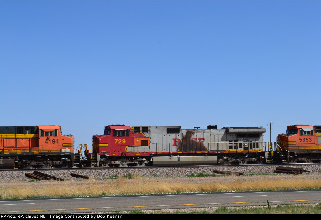 BNSF 729